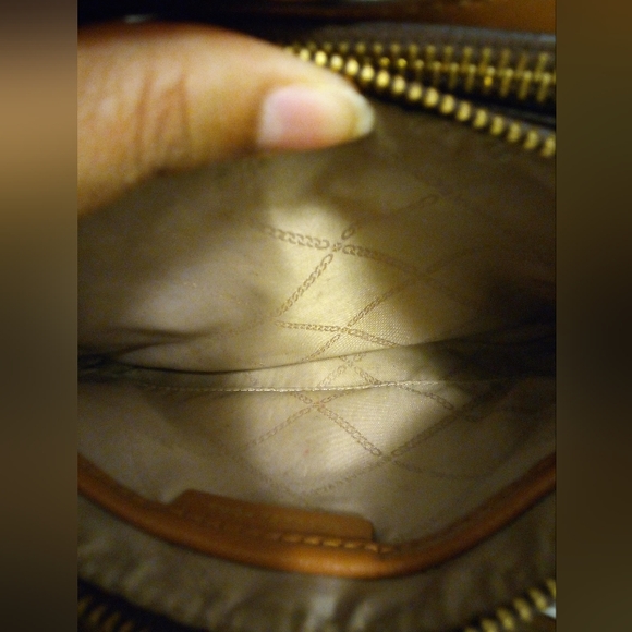 Michael Kors *EUC* Women's Crossbody Bag, Size O/S Color Brown, Tan - Picture 7 of 12